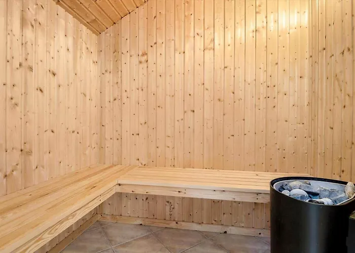 M400-vaeggerlose-kaninstien-22 Bøtø By