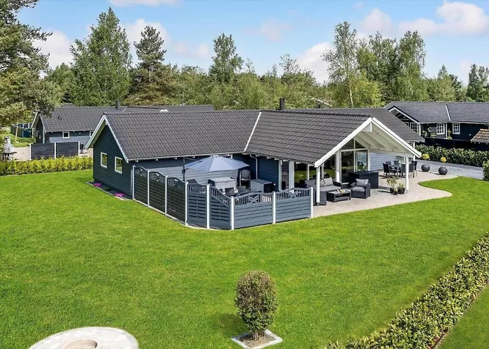 M400-vaeggerlose-kaninstien-22 Bøtø By